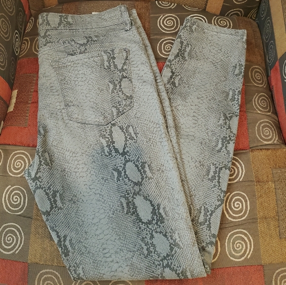 STS Blue Pants - NWOT  sts Blue High waisted skinny jeans